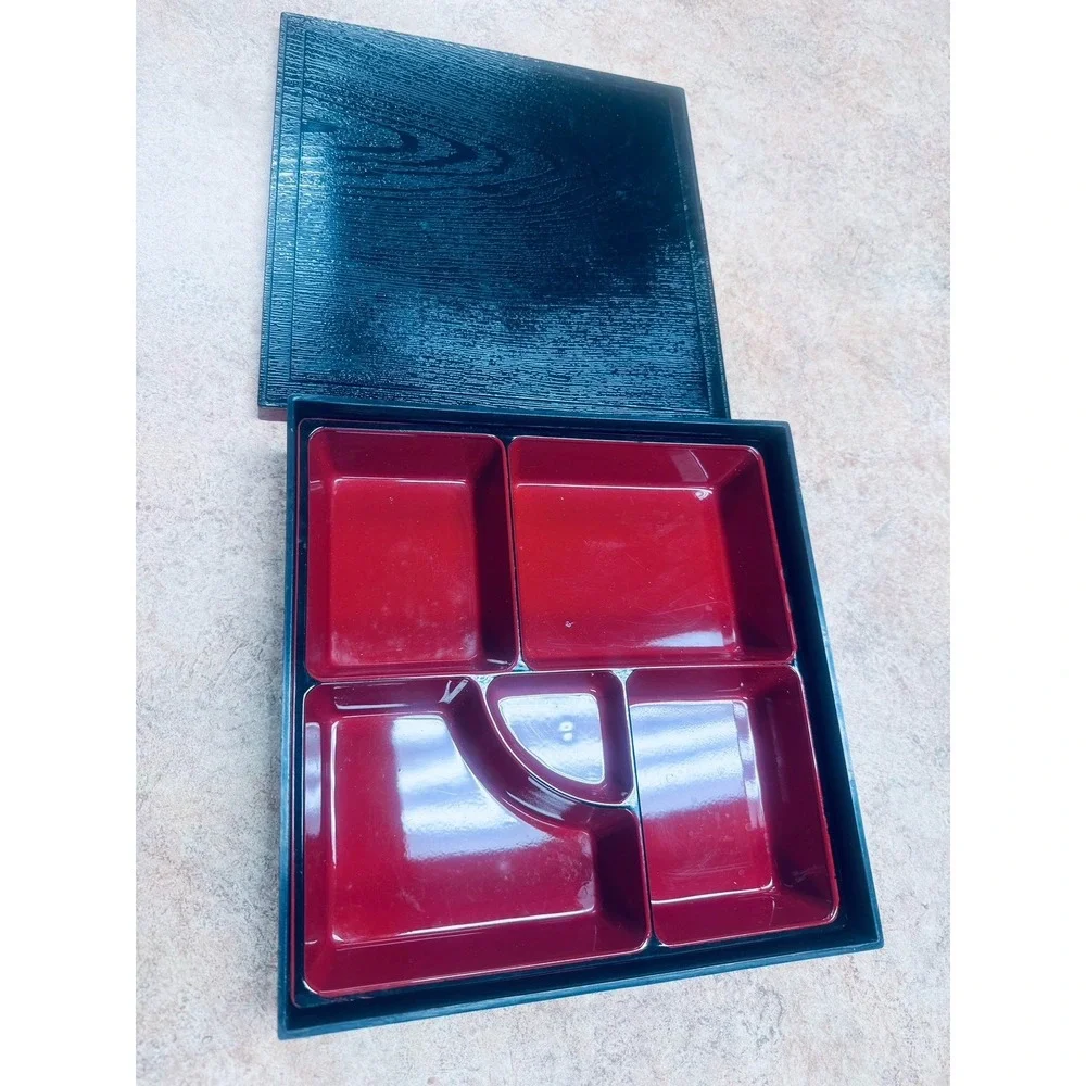 Japanese Bento Box Black and Red 5 Compartment 10